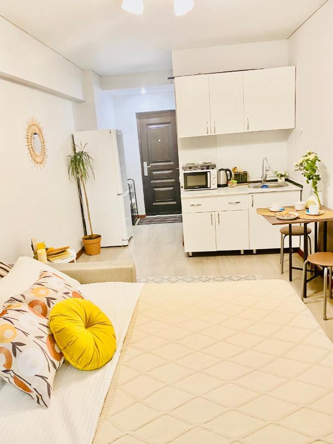 Like Home Apartments Timiryazev Street Алматы Экстерьер фото